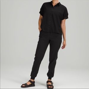 Lululemon Black Joggers. Size 8. New without tags. Never worn. Too big.